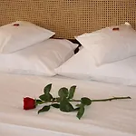 Richmond Hotel 4*