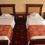 Richmond Hotel 4*