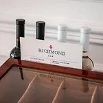 Richmond 4* Mamaia