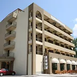 Hotel Richmond 4*