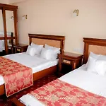 Richmond 4*