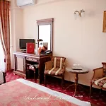 Richmond 4*