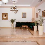Richmond Hotel Mamaia