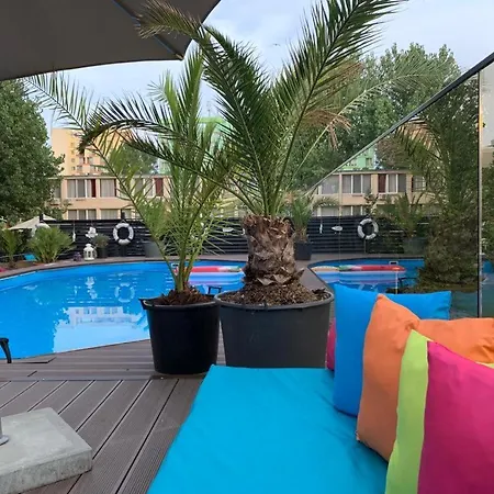 Richmond Hotel Mamaia