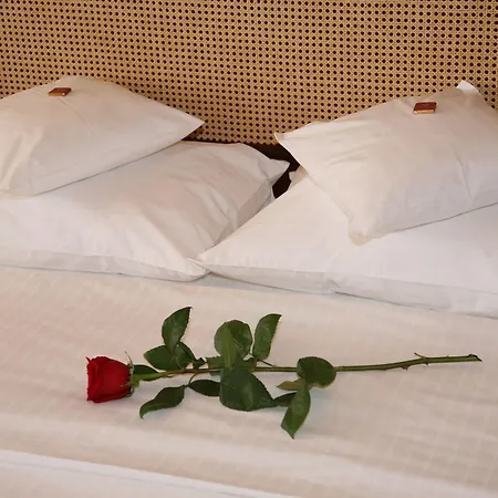 Richmond Hotel Mamaia