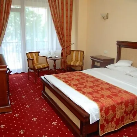מלון Richmond 4*