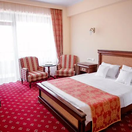 מלון Richmond 4*