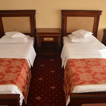 Richmond فندق 4*