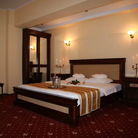 Richmond Hotel Mamaia