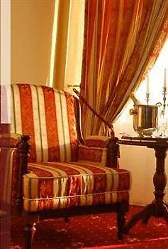 Richmond فندق 4*