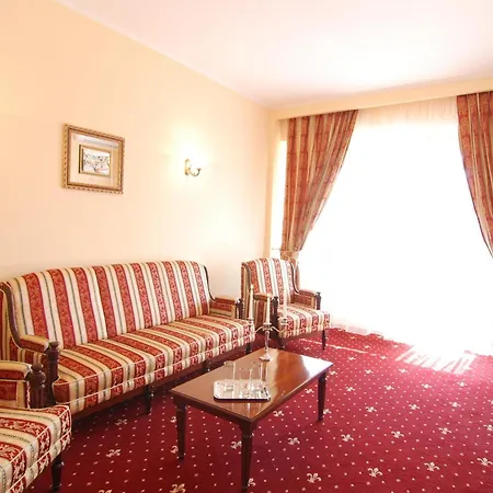 Richmond فندق 4*