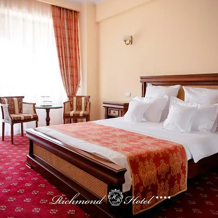 فندق Richmond