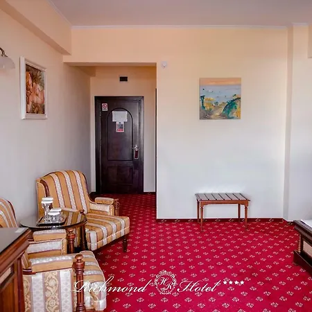 Richmond Hotel