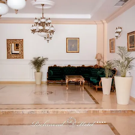 Richmond Hotel Mamaia